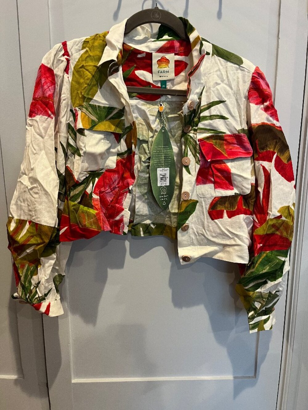 FARM Rio Spring Forest Cropped Tropical Print Shirt M NWTDescription